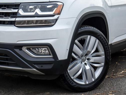 2019 Volkswagen Atlas 3.6L SEL Premium