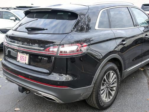 2020 Lincoln Nautilus Reserve