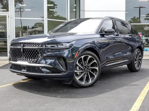 Blue Panther Metallic Clearcoat 2024 Lincoln Nautilus Black Label