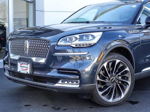 Flight Blue Metallic Clearcoat 2022 Lincoln Aviator Reserve AWD