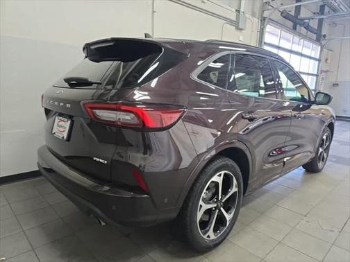 2023 Ford Escape ST-Line Elite