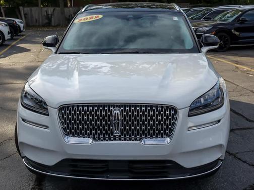 2022 Lincoln Corsair Standard