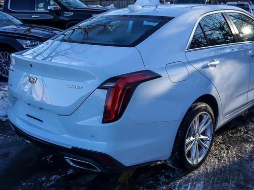 2024 Cadillac CT4 Luxury