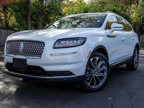 2022 Lincoln Nautilus Reserve