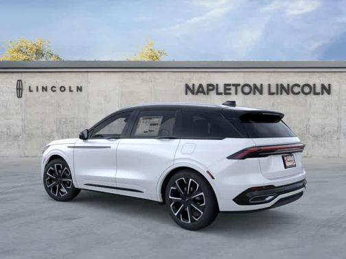 2025 Lincoln Nautilus Reserve