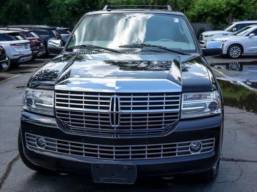 2010 Lincoln Navigator Base