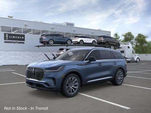 Whisper Blue Metallic Clearcoat 2026 Lincoln Aviator Premiere