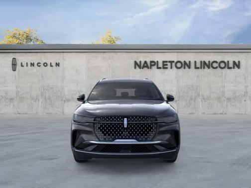 Infinite Black Metallic Clearcoat 2026 Lincoln Nautilus Reserve