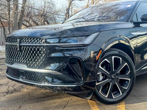 2024 Lincoln Nautilus Reserve