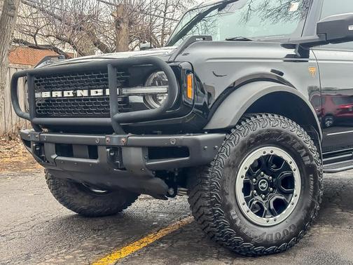 2023 Ford Bronco Badlands