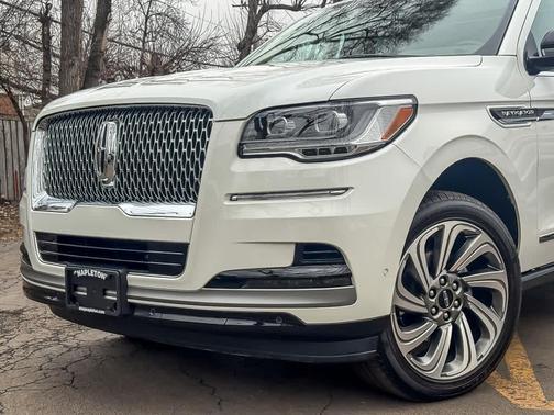 2023 Lincoln Navigator Reserve