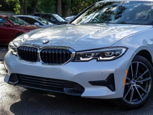 2019 BMW 330 xDrive