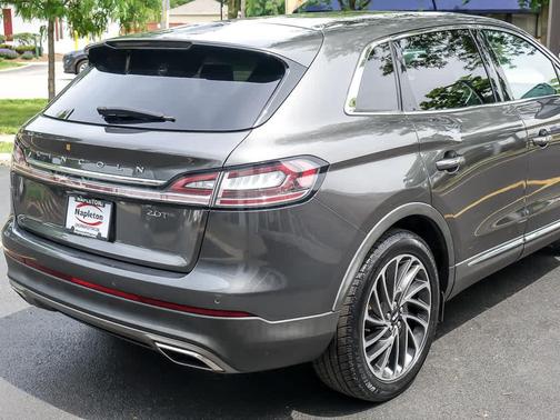 Magnetic Gray Metallic 2019 Lincoln Nautilus Reserve