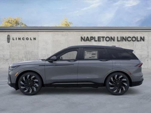 2025 Lincoln Nautilus Reserve