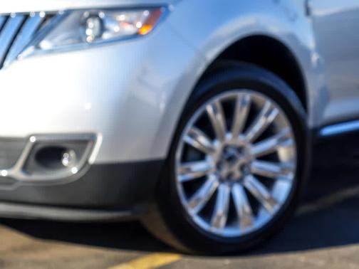 2013 Lincoln MKX Base