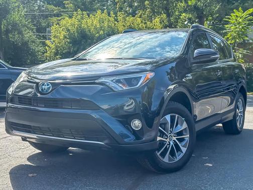 2018 Toyota RAV4 Hybrid XLE