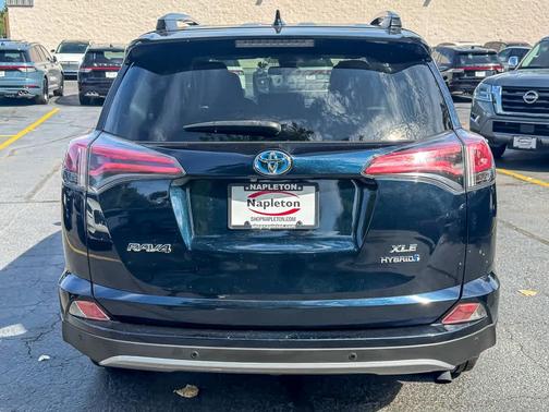2018 Toyota RAV4 Hybrid XLE