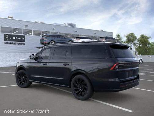 Infinite Black Metallic Clearcoat 2026 Lincoln Navigator Reserve