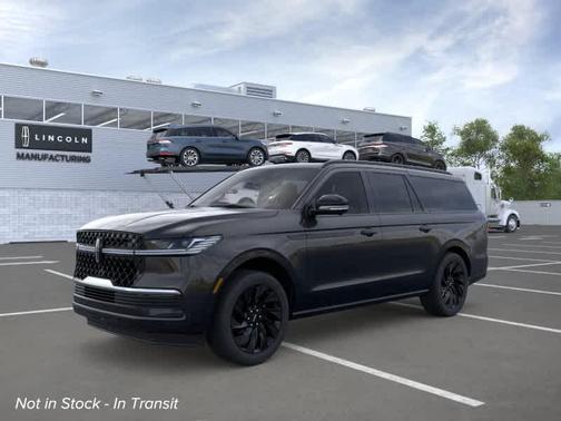Infinite Black Metallic Clearcoat 2026 Lincoln Navigator Reserve