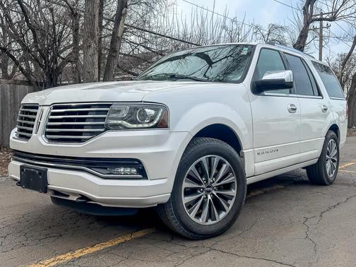 2017 Lincoln Navigator Select