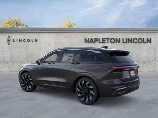 Chroma Caviar Dark Gray Metallic Clearcoat 2026 Lincoln Nautilus Black Label