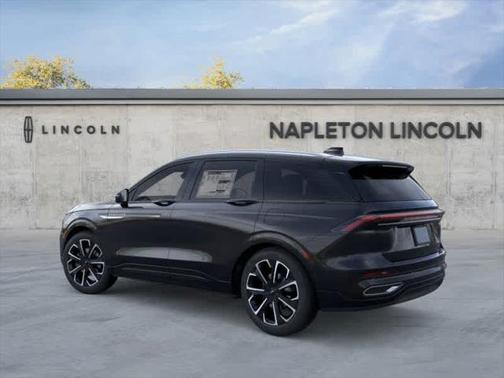 2025 Lincoln Nautilus Reserve