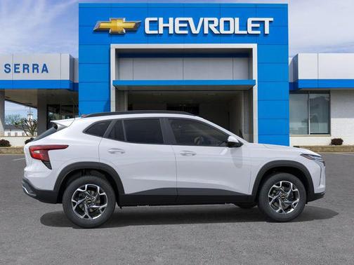 Summit White 2026 Chevrolet Trax LT
