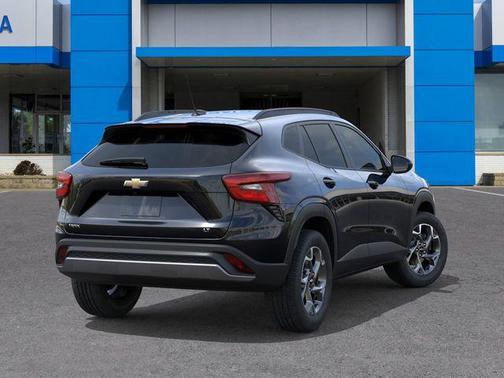 Mosaic Black Metallic 2026 Chevrolet Trax LT