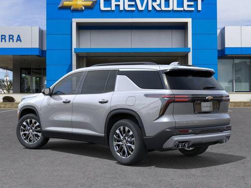 Sterling Gray Metallic 2026 Chevrolet Traverse LT