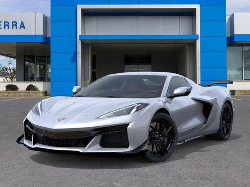 Blade Silver Metallic 2026 Chevrolet Corvette Z06