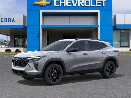Sterling Gray Metallic 2026 Chevrolet Trax LT