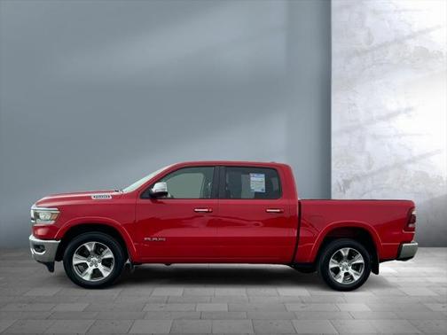 2022 RAM 1500 Laramie Crew Cab 4x4 57' Box