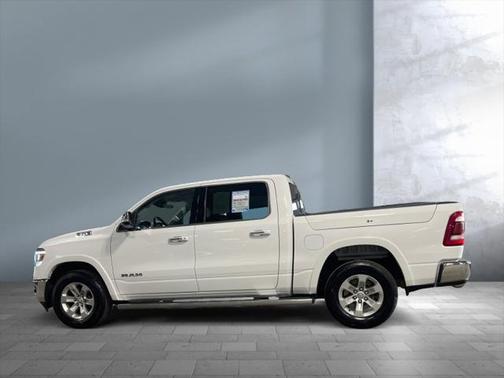 2022 RAM 1500 Laramie Crew Cab 4x4 57' Box