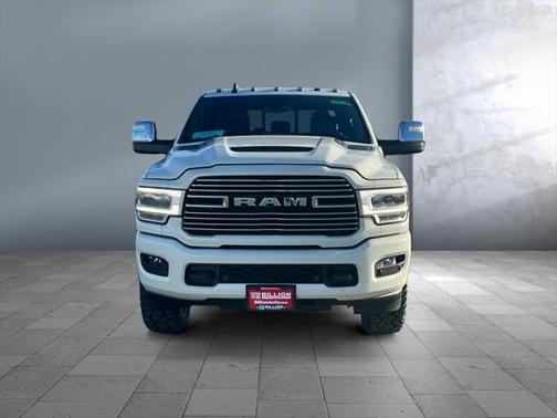 2024 RAM 2500 Laramie Crew Cab 4x4 64' Box