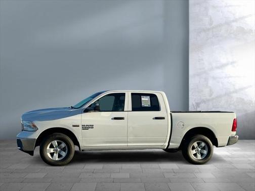 2020 RAM 1500 Classic Tradesman Crew Cab 4x4 57' Box
