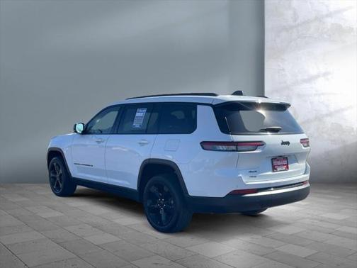 2023 Jeep Grand Cherokee L Altitude 4x4