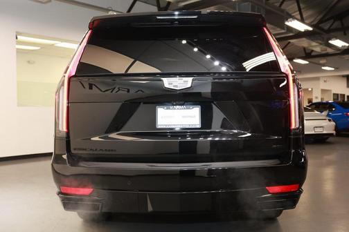 2024 Cadillac Escalade ESV Sport Platinum