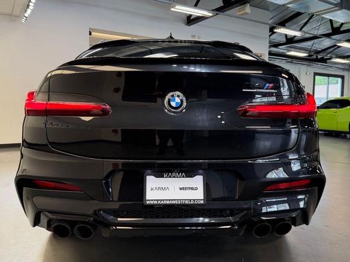 Black Sapphire Metallic 2021 BMW X4 M AWD