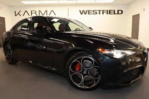 2022 Alfa Romeo Giulia Veloce