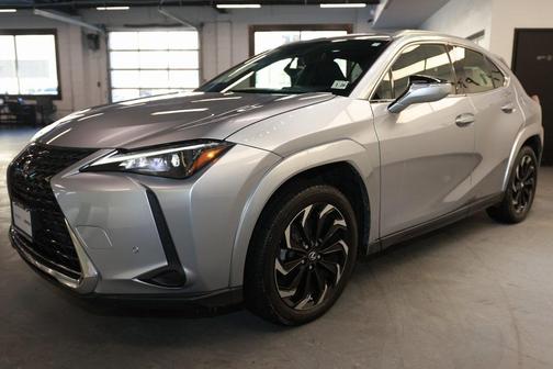 2023 Lexus UX 250h Base