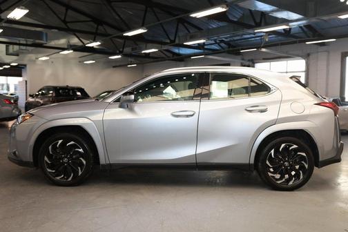 2023 Lexus UX 250h Base