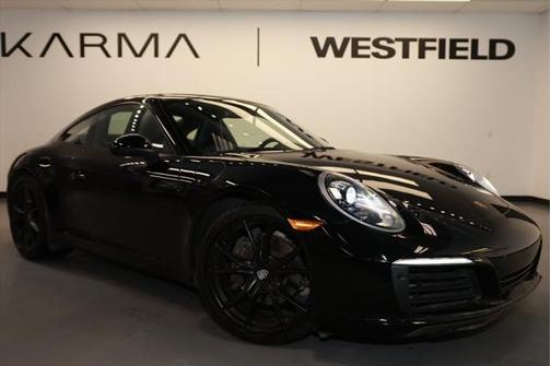 2019 Porsche 911 Carrera