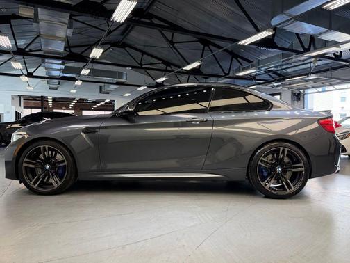 Mineral Gray Metallic 2018 BMW M2 Base