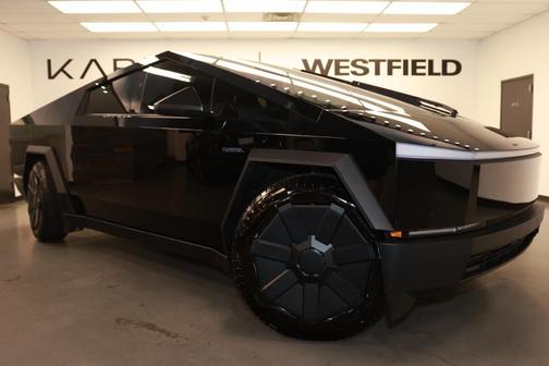 2024 Tesla Cybertruck Cyberbeast