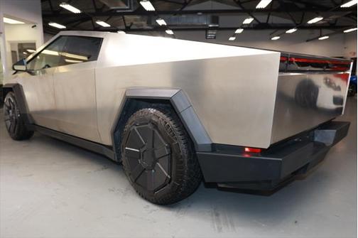 2024 Tesla Cybertruck All-Wheel Drive
