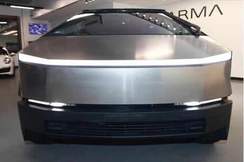 2024 Tesla Cybertruck All-Wheel Drive