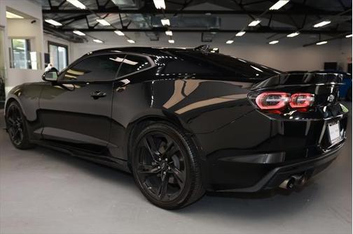 2022 Chevrolet Camaro RWD Coupe LT1