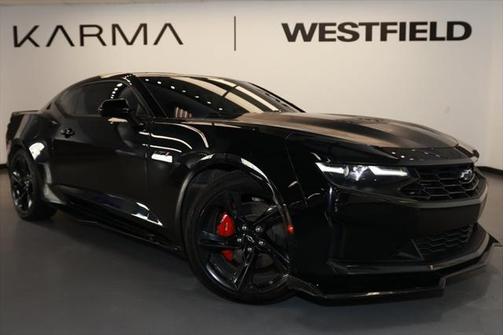 2022 Chevrolet Camaro RWD Coupe LT1