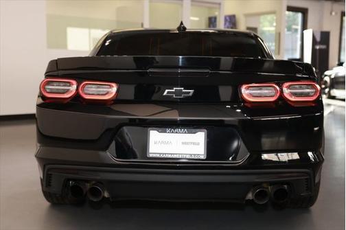 2022 Chevrolet Camaro RWD Coupe LT1