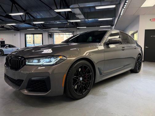 Alvite Grey Metallic 2023 BMW M550 i Xdrive